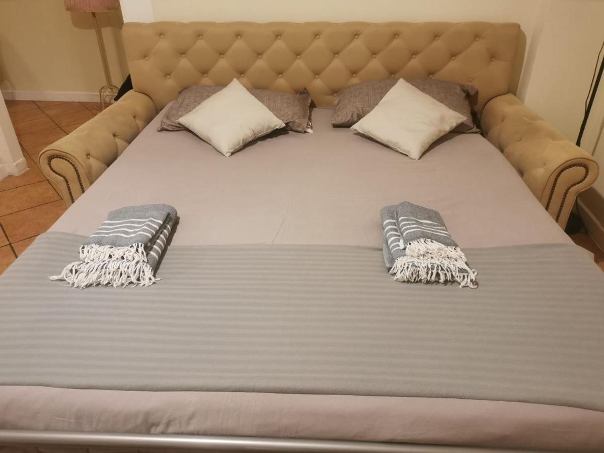 Domus Flavi Apartment Rome Bagian luar foto